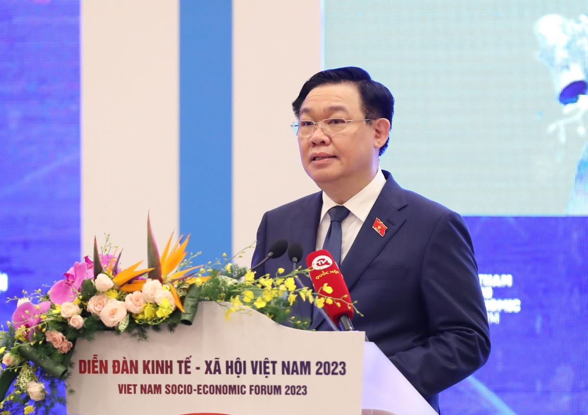 Chủ tịch Quốc hội nêu 3 câu hỏi lớn về kinh tế - xã hội cần giải đáp